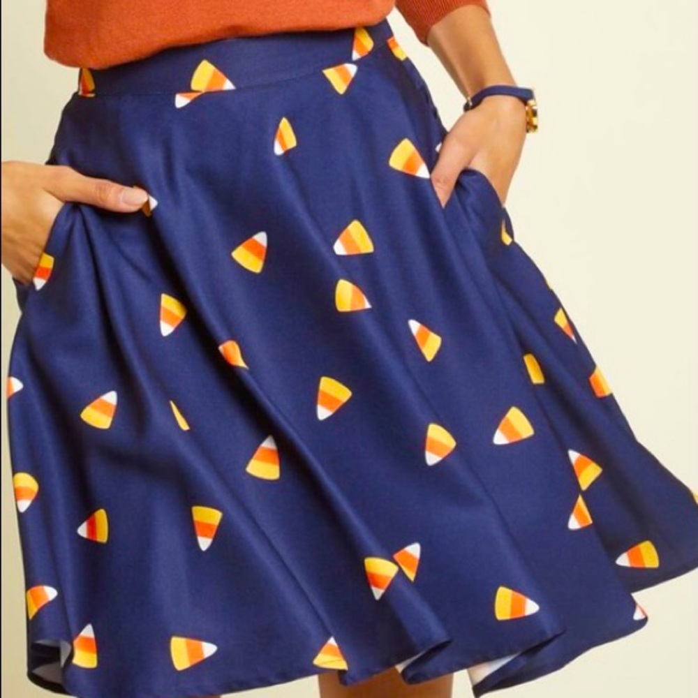 Candy Corn Skater Skirt 🎃